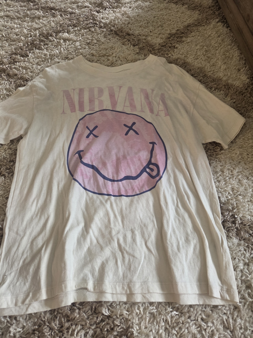 American Eagle Outfitters White Tee with Pink Nirvana Smile Graphic runs big